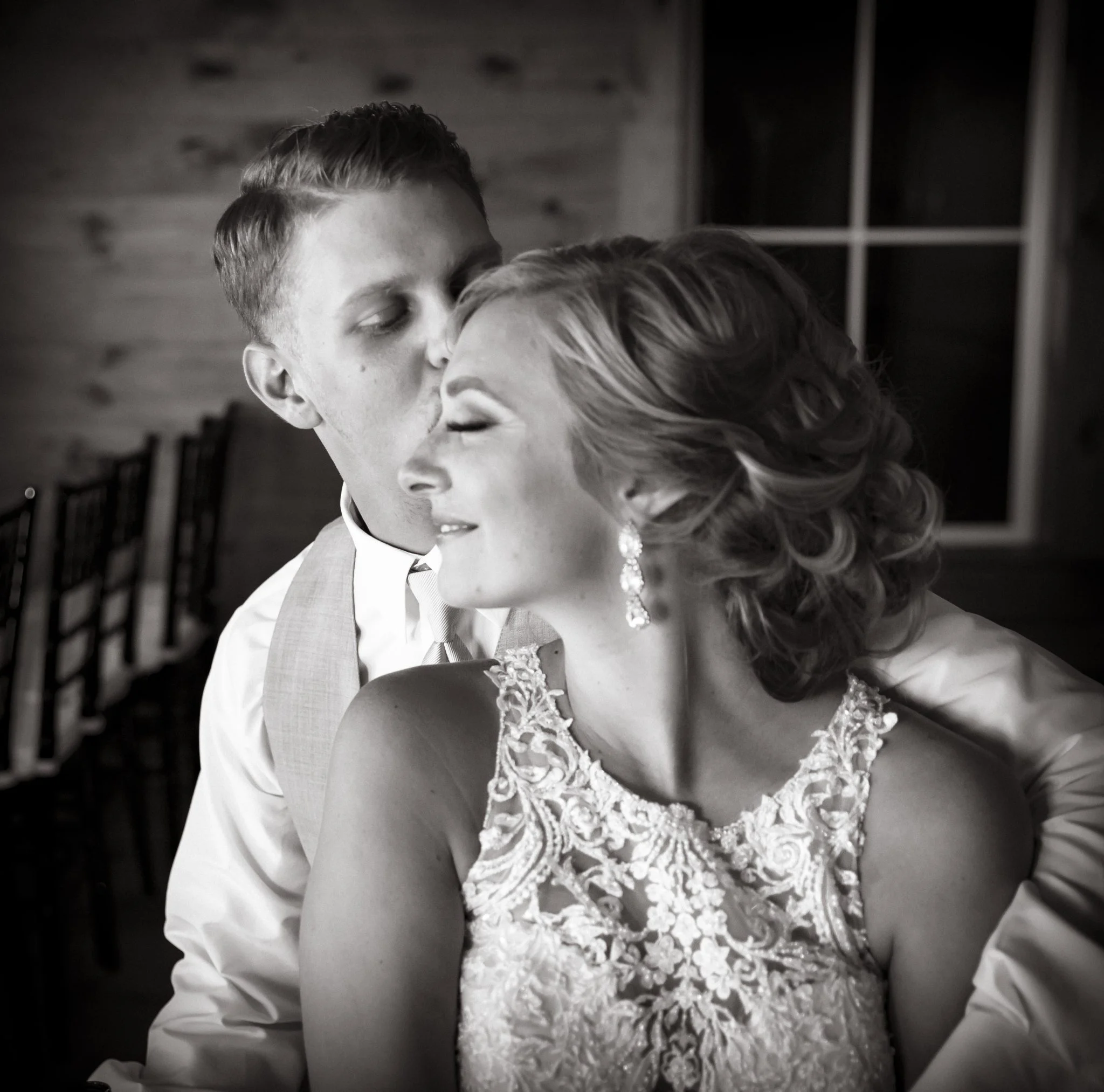 Aubrey and Chase at the Mr and Mrs table